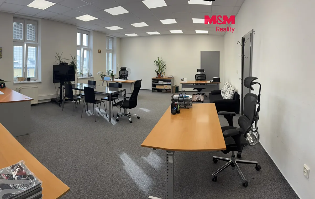 Pronájem kanceláře 113 m²